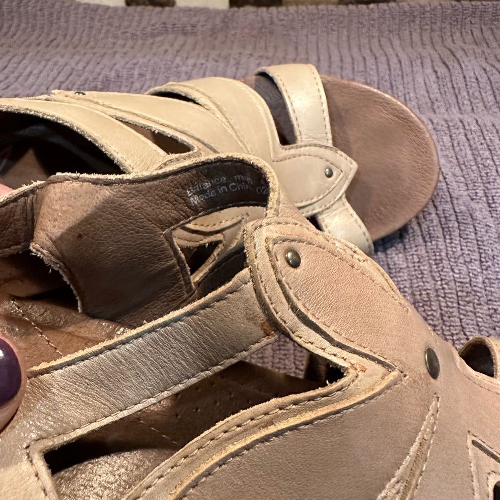 Dansko Shoes  - Picture 6 of 6